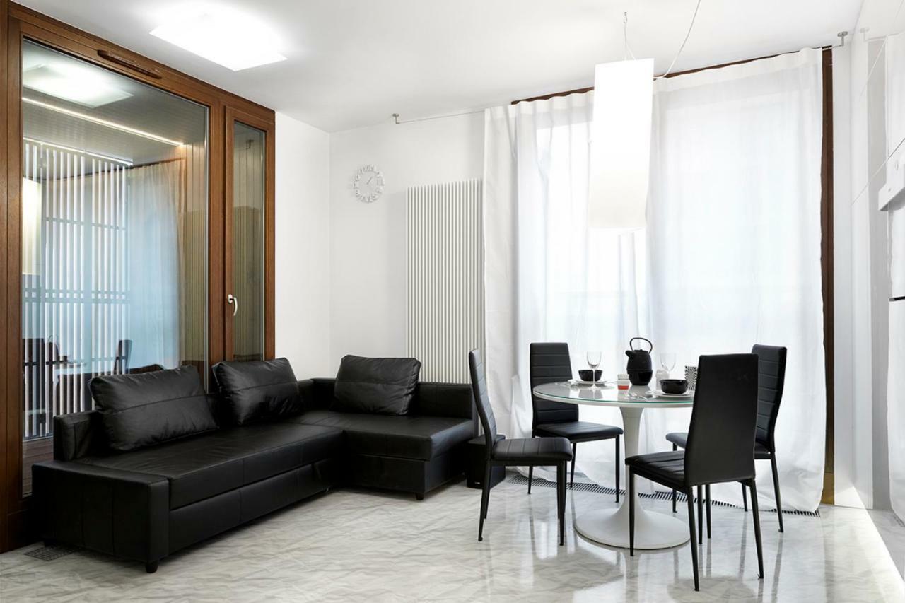 19 Dzielnica Kolejowa P&O Serviced Apartments Warsaw Luaran gambar